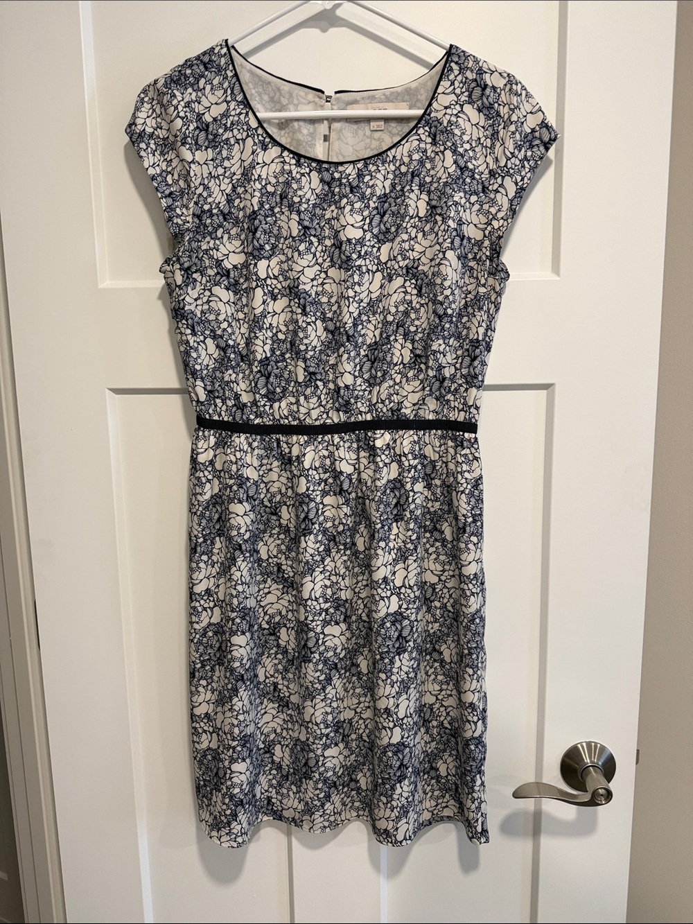 LOFT Navy and White Floral Cap-Sleeve Midi Dress
